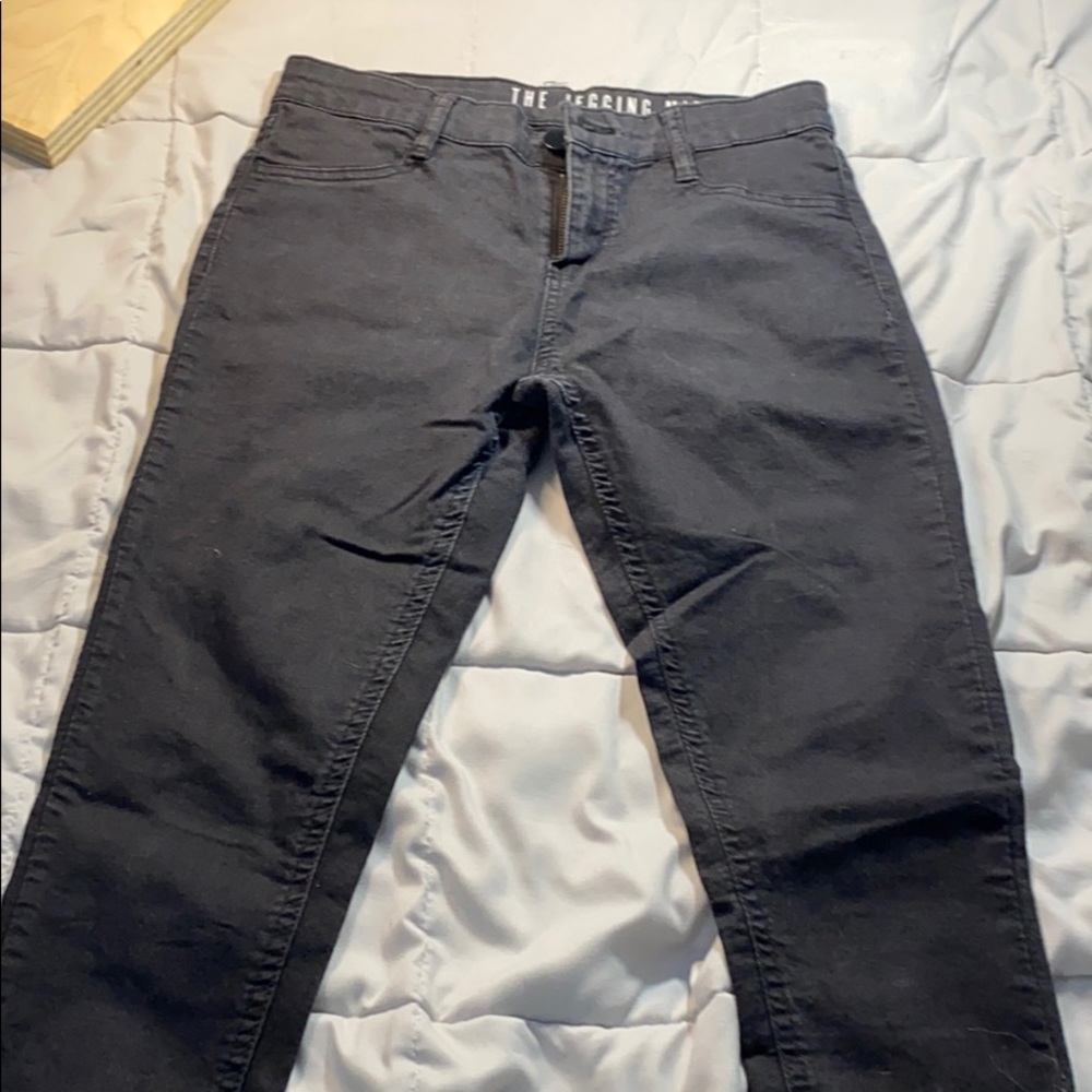 Faded Black Mid Rise Jegging (Size 6)